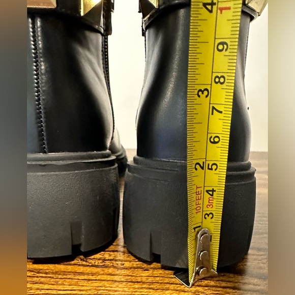 Steve Madden Little/Big Girls JSugarr  Stud Belt Ankle Boots NWT Various… - Picture 5 of 9